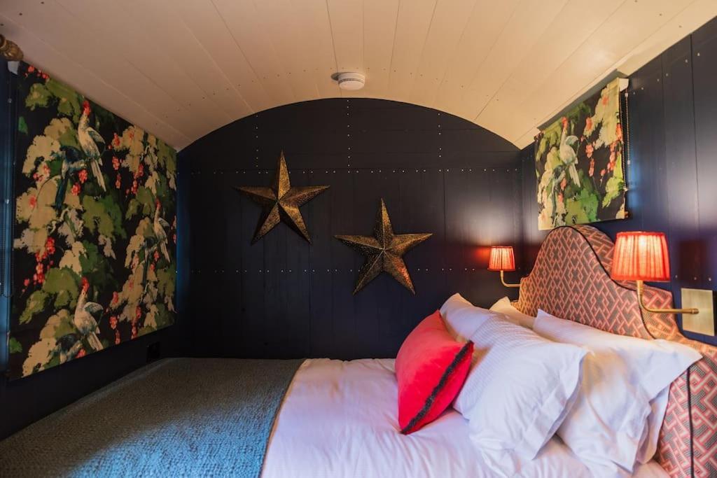 Toadland Shepherd Huts Durham Exterior foto